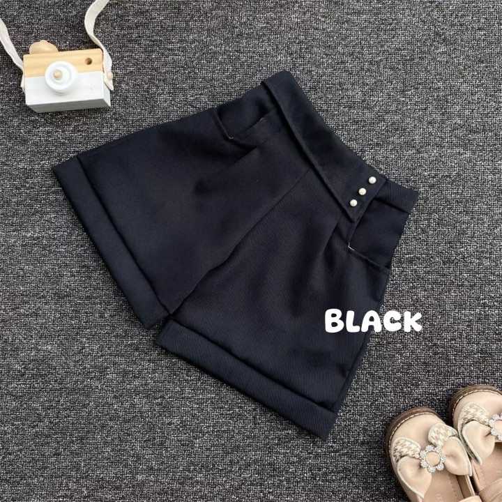 FAST PO KELLY SHORT PANTS