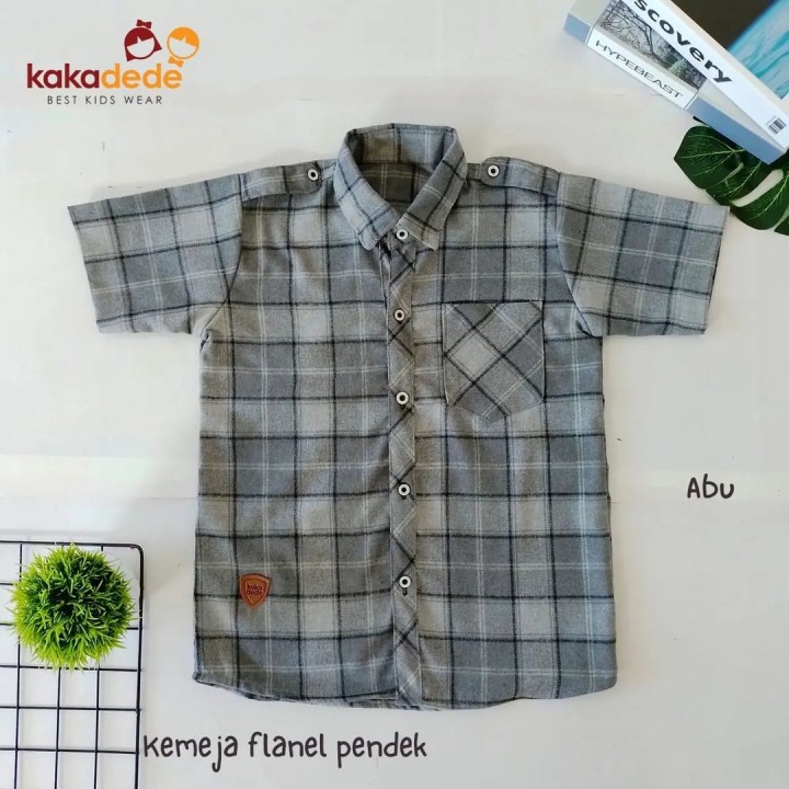 EMRAN KEMEJA FLANEL BY KAKADEDE