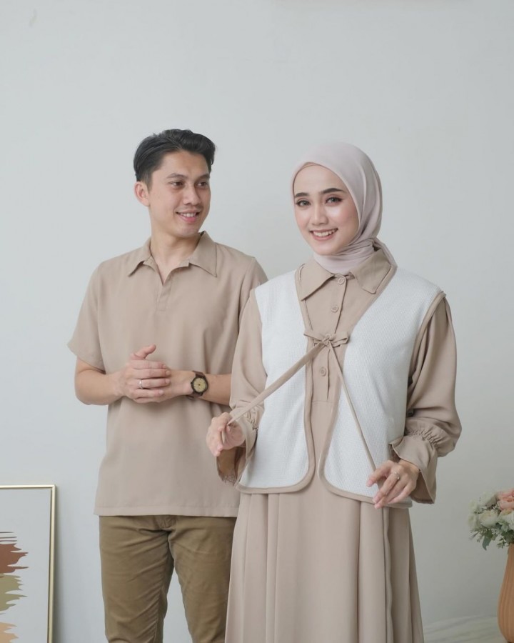 PO AZMI DAN AZIMA FAMILY SET