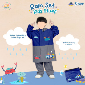 PO RAIN SET BY UPRIGHT KIDS STUFF