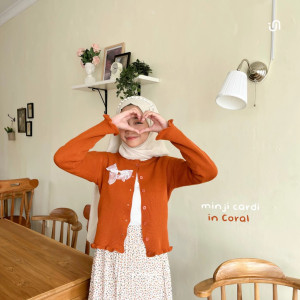 FAST PO MINJI BOW CARDIGAN