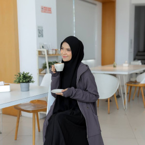 PO ZAHIRA LONG OUTER BY ALIETHA